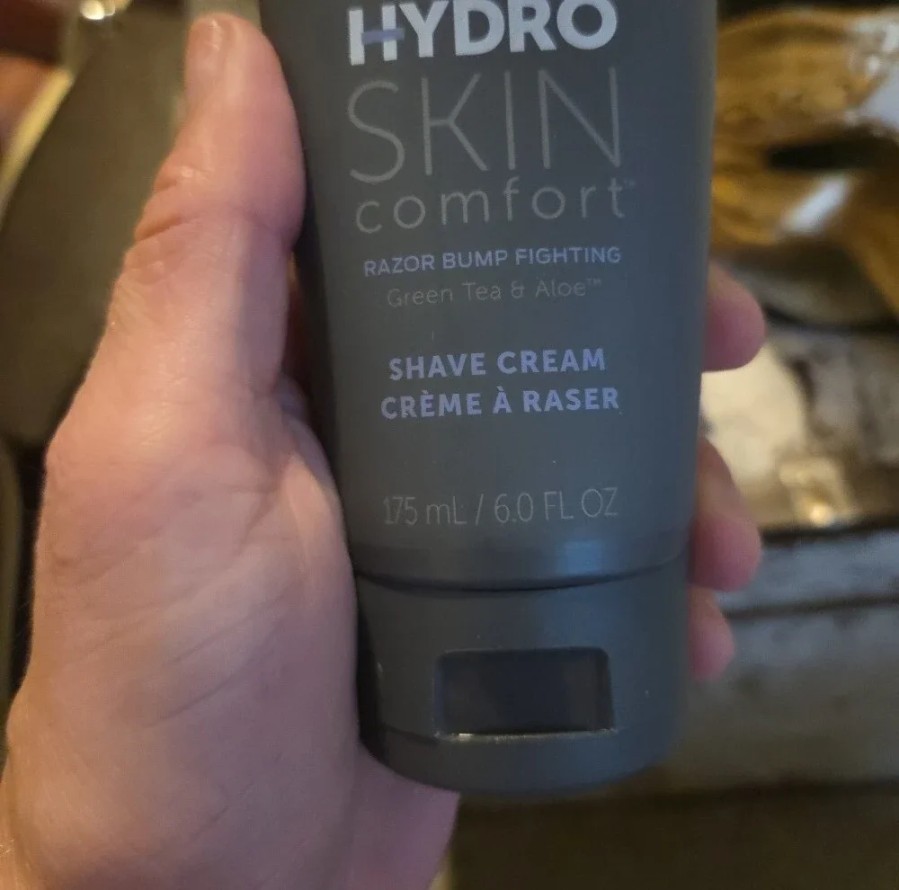 2-schick Hydro Skin Comfort Shave Cream - Aloe & Green Tea
